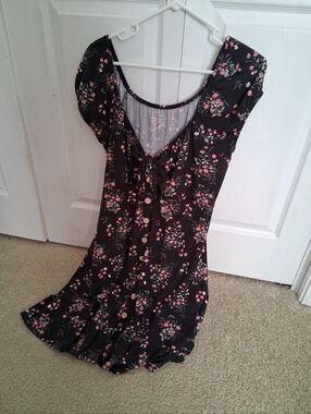 Women's No Boundaries floral dress